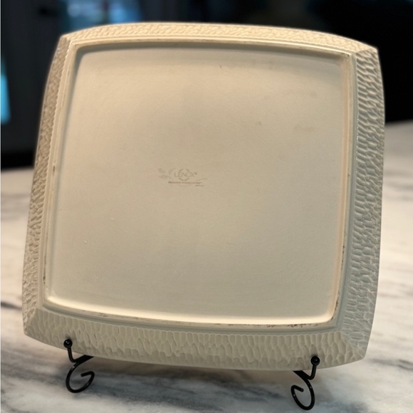 Lenox Nature’s Impressions Whispering Leaves Tray - Picture 2 of 6